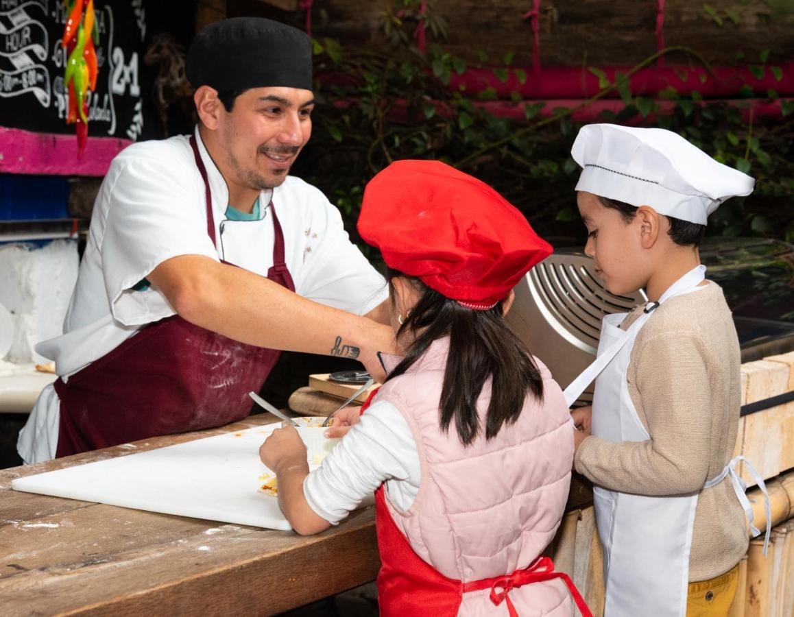 Meson De Leyendas Breakfast & Downtown Valle de Bravo Luaran gambar