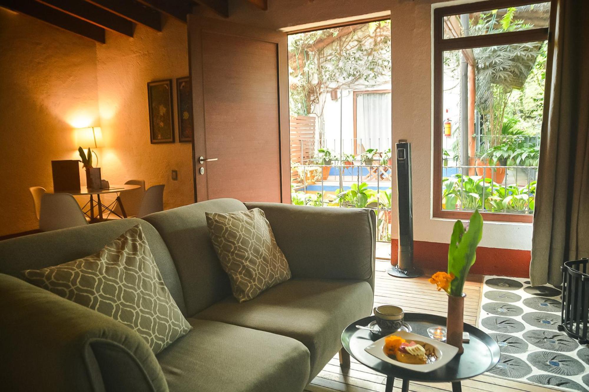 Meson De Leyendas Breakfast & Downtown Valle de Bravo Luaran gambar