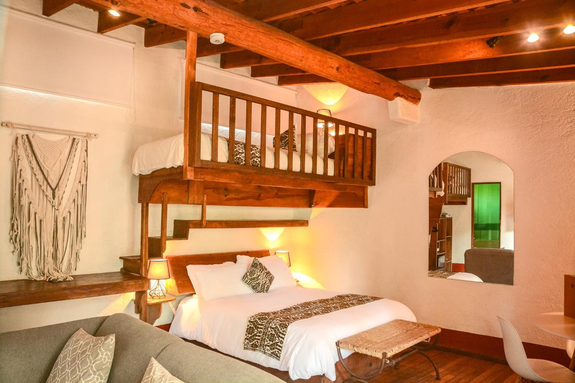 Meson De Leyendas Breakfast & Downtown Valle de Bravo Luaran gambar